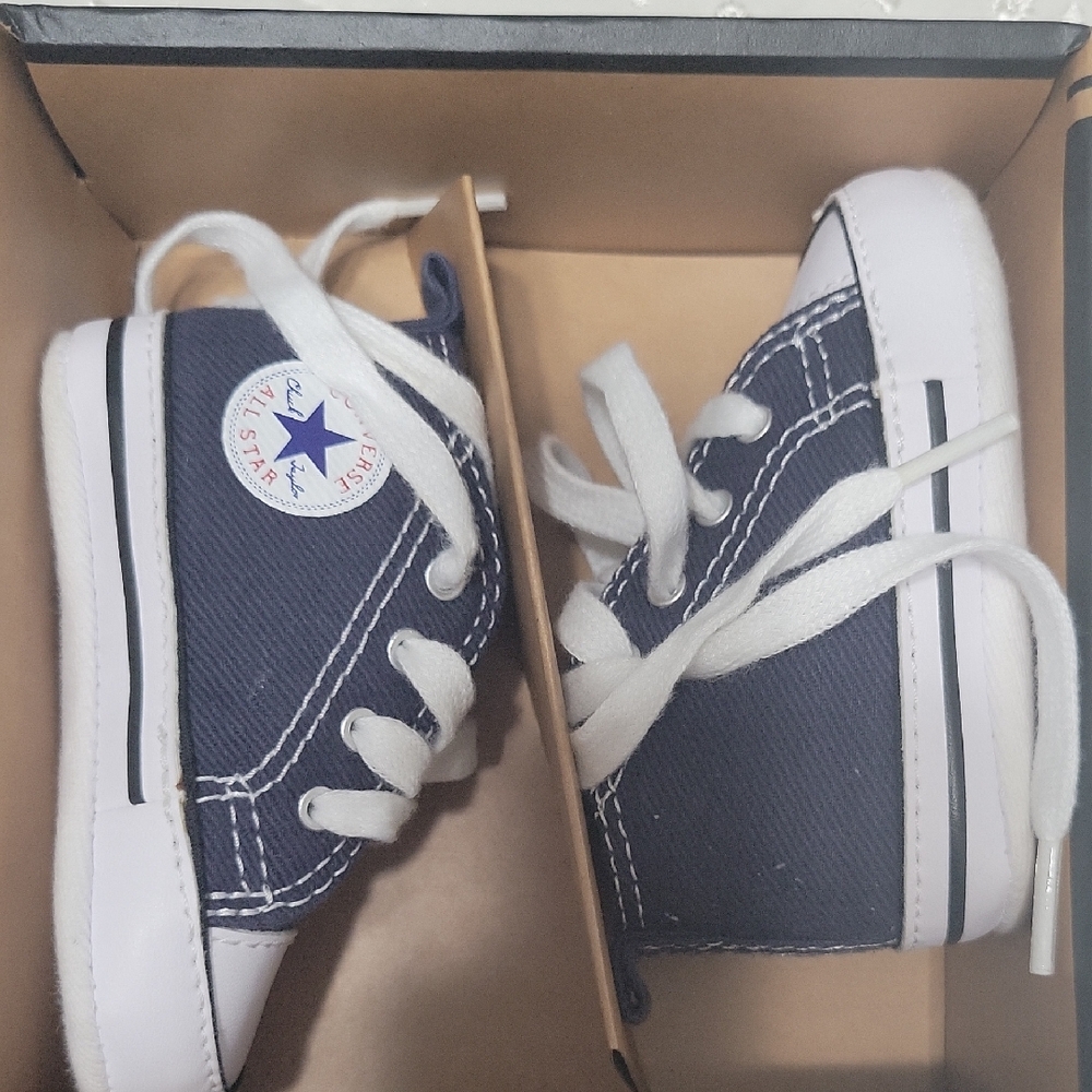 Converse Blue and White Sneakers Classic Style